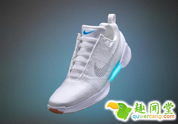 科幻成真!耐克首款自动系带鞋HyperAdapt Trainer 1.0发布