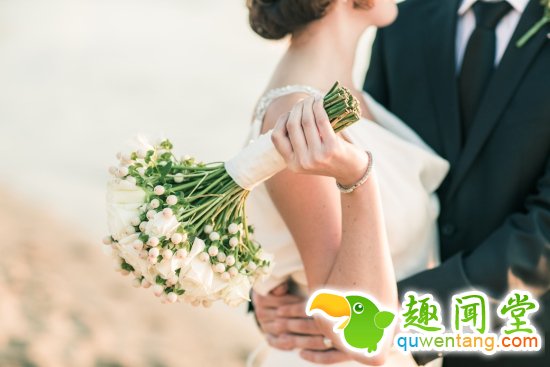 大操大办未必好:研究称婚礼花费越少越不容易离婚