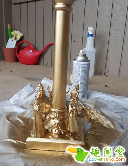 他在家里找出了旧玩具跟旧灯,接着光看到第3步时…《复仇者》迷都会嫉妒到哭!图片
