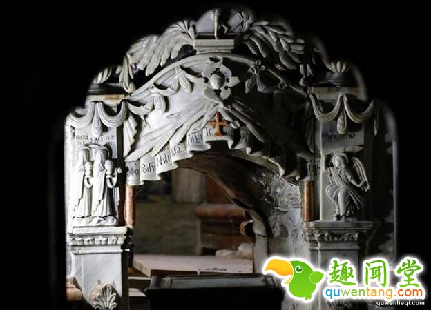 耶稣基督的坟墓终于在「500年来首度曝光」,找到了改变歷史的大发现!