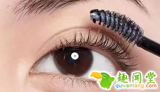 睫毛膏的正确刷法,据说90%的人都刷错了!