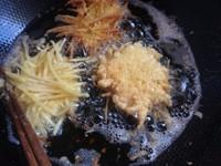 手把手教你做香脆土豆饼,外酥脆内嫩软,色香味俱全!