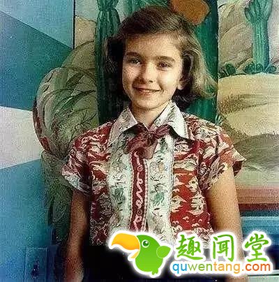 从失业到身价上亿,从平民到女王,这个75岁的姑娘美成了18岁