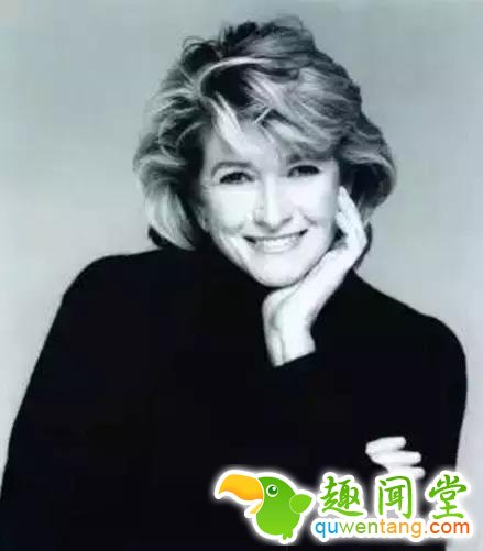 从失业到身价上亿,从平民到女王,这个75岁的姑娘美成了18岁