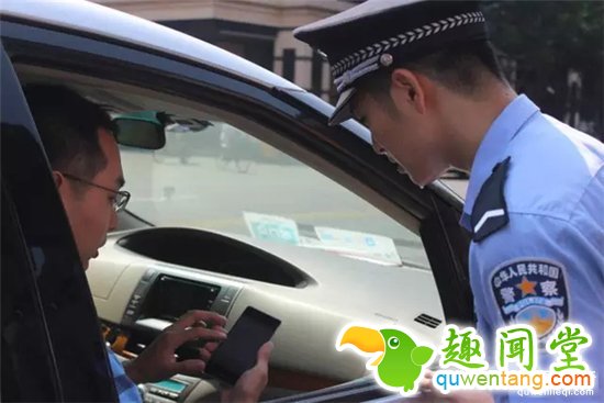 G20杭州帅气警察走红 网友:帅哥都上交给国家了