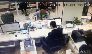 双胞胎哥哥让弟弟代办了一件事，结果亏大